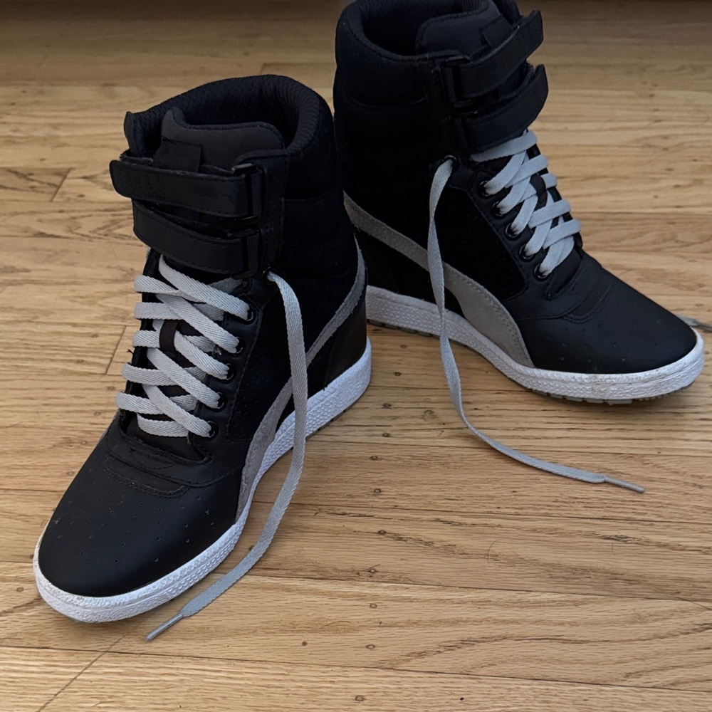 Puma Black and Gray Women's High-Top Sneakers